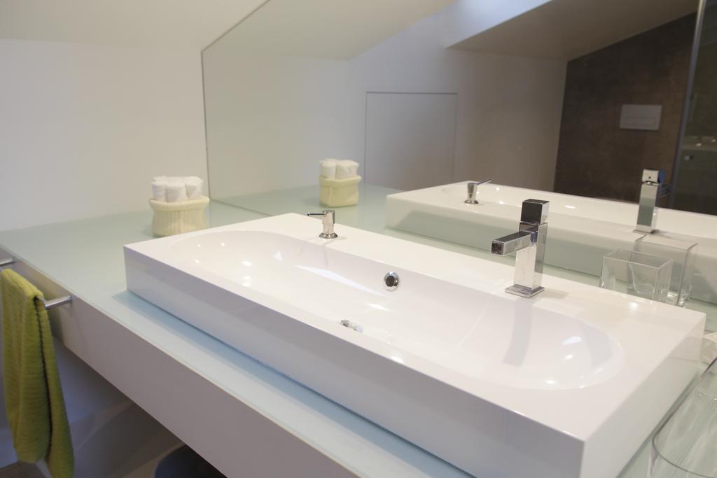 Design Duplex Apartment Ba/ Chiado Lizbona Pokój zdjęcie